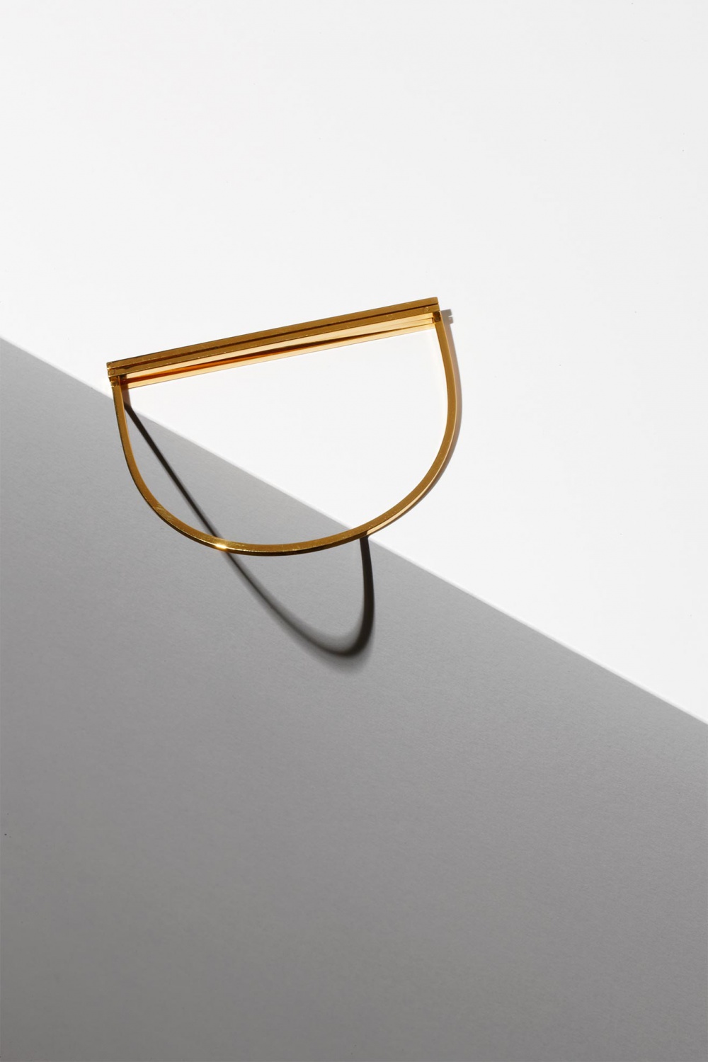 NIV-AgileBraceletclosed