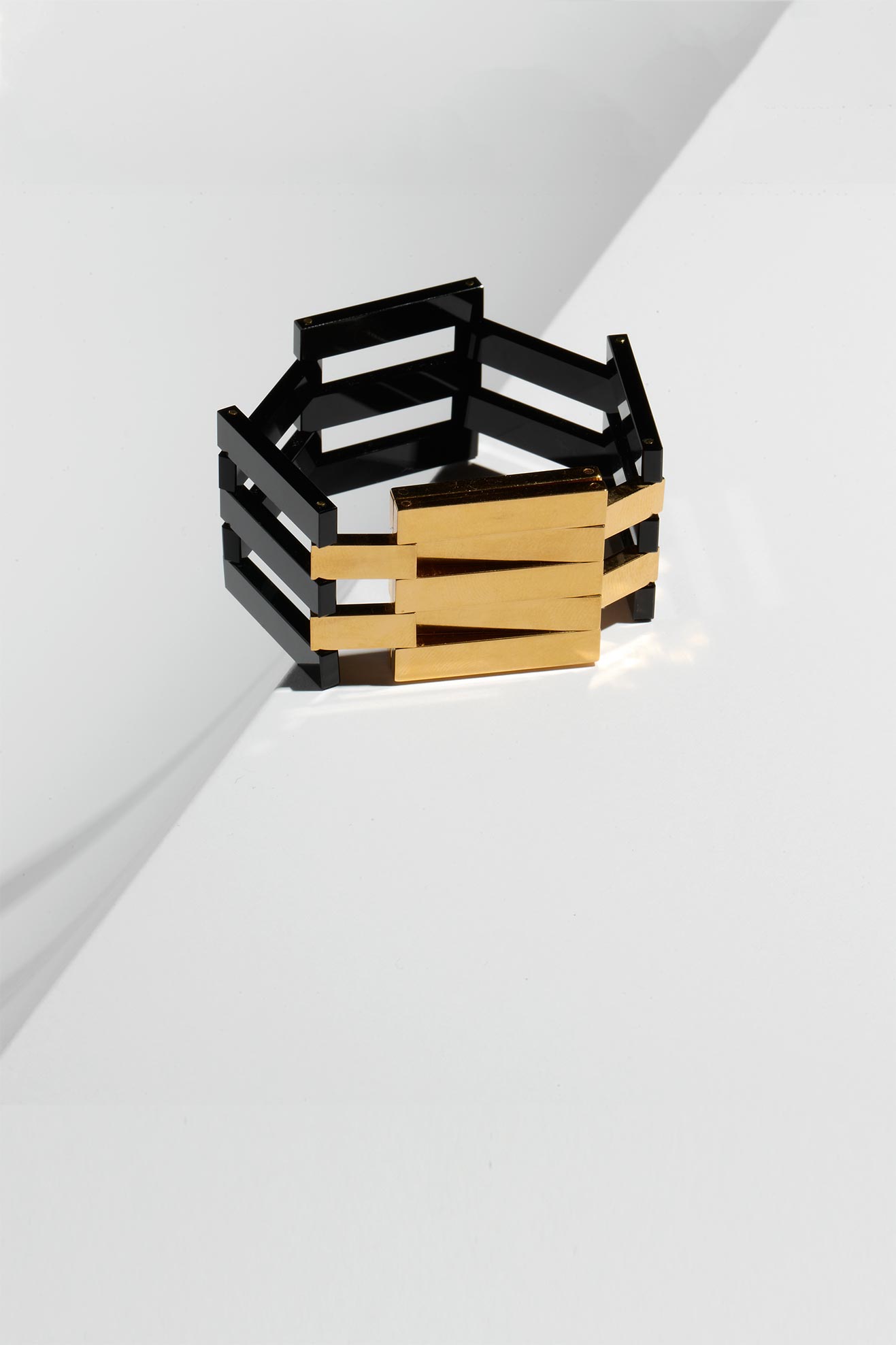 NIV-StructuredOnyxCuff NIV-StructuredOnyxCuff