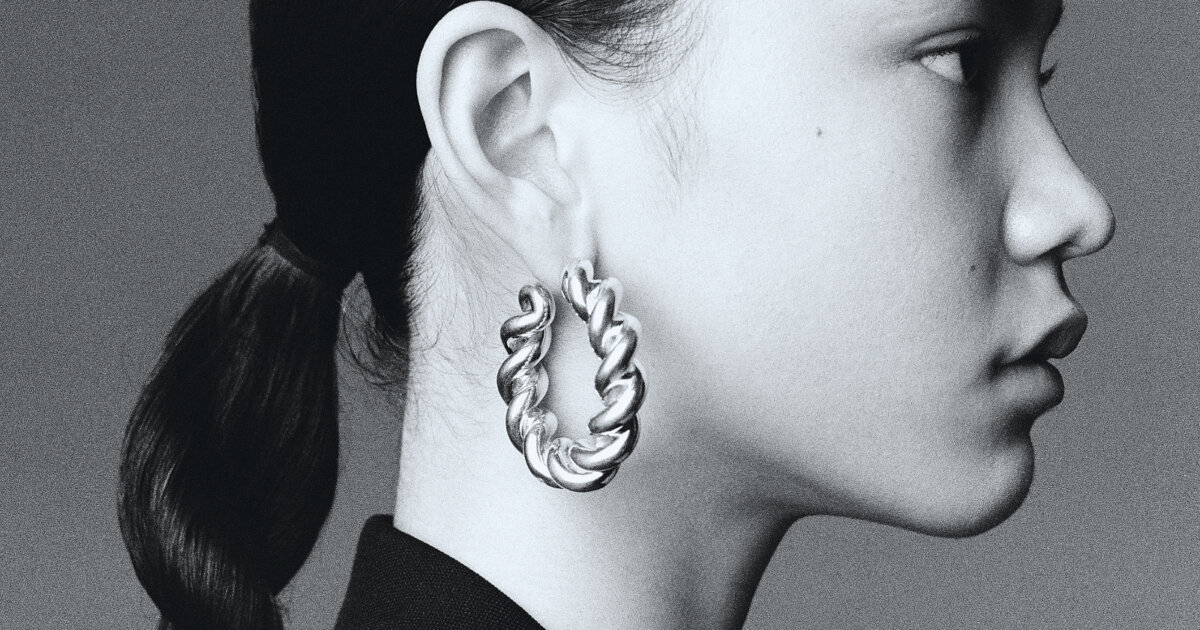 Uncommon Matters Cumulus chunky-hoop pendant earrings - Gold