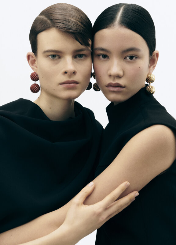 Double Whirl Earrings_Uncommon_Matters_0602_153800_