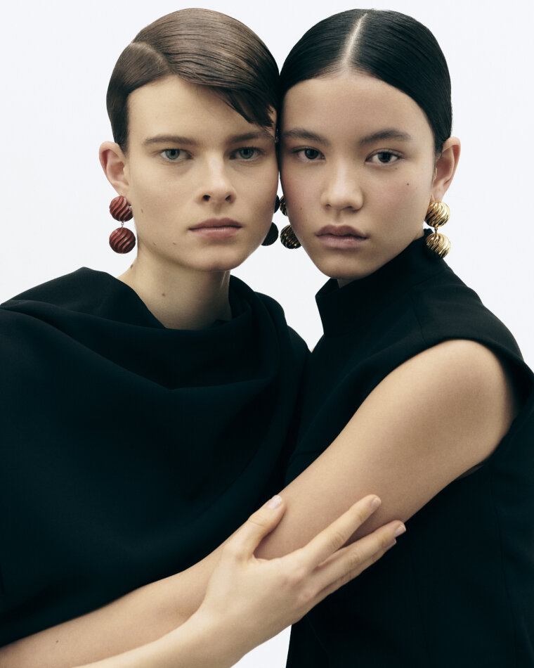 Double Whirl Earrings_Uncommon_Matters_0602_153800_