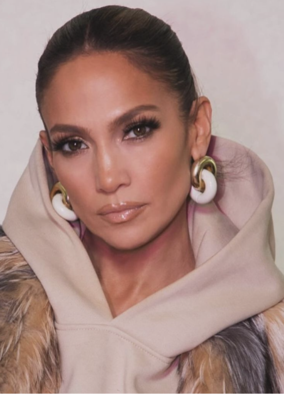 Jennifer Lopez wearing UM Cumulus Earrings