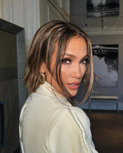 Jennifer Lopez in uncommon matters Torus Earrings